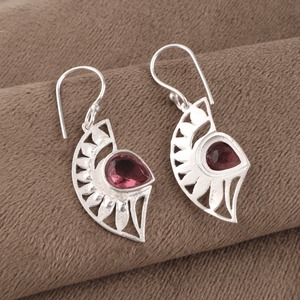 Boucles d'oreilles pendantes Bohème en argent sterling 925 pour femme, motif géométrique, serti clos de rhodolite taille poire, pour usage quotidien - Product Image 5