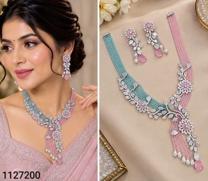 Elegant Floral AD Crystal Necklace & Dangle Earrings <b>Set</b> Luxury Handcrafted Pearl <b>Beaded</b> Bridal Jewelry <b>Sets</b> For Wedding Parties - Product Image 6