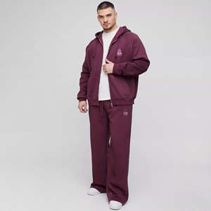 ชุดวอร์มฮู้ดดี้ทรงโอเวอร์ไซส์ แขนเสื้อแบบแร็กแลน ซิปยาว ปักลาย สไตล์สตรีทแวร์สุดเท่ห์ สำหรับผู้ชาย พรีเมียม พร้อมกางเกงจ็อกเกอร์ - Product Image 1