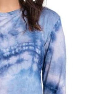 Haut décontracté à manches longues tie-dye bleu pour femme, coupe décontractée, t-shirt basique pour tous les jours, vêtement de mode doux pour femme - Product Image 3