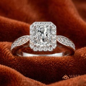 Bague en argent pour femme avec diamant moissanite taille radiant et halo, bijou de fiançailles et de mariage, cadeau pour elle, USA - Product Image 1