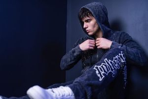 Sweat à capuche zippé noir pour homme de haute qualité avec strass, coupe droite, décontracté, pour l'automne, imprimé pailleté, en molleton bouclette, OEM - Product Image 3