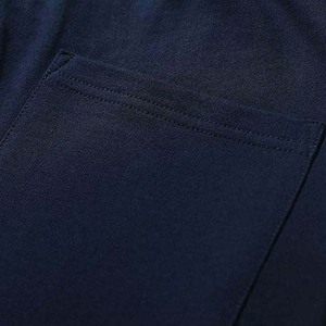 Shorts pour homme bleu marine uni avec cordon de serrage, bordure rouge et blanche, décontractés, respirants, en tissu tricoté, taille mi-haute - Product Image 4