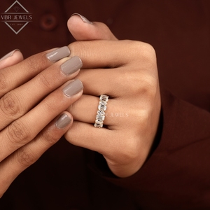 Bague d'éternité en or jaune avec diamants taille poire émeraude, pour mariage, anniversaire, cadeau pour femme, fournisseur de bijoux - Product Image 5