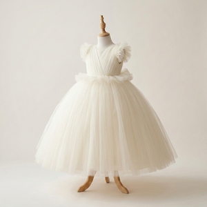 Vestido de Fiesta Tutupetti Etherea Ivory para Niña, Estilo Princesa, en Satén Suave de Lujo, para Boda, Primera Comunión, Cumpleaños - Product Image 3