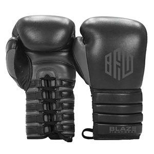 Guantes de boxeo Sanda con cordones para MMA/Kickboxing/ Muay Thai Training & Sparring Cuero de vaca genuino con absorción de humedad - Product Image 1
