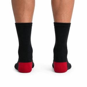Chaussettes noires personnalisées en gros pour le printemps, avec bout rouge, couleurs unies, en spandex tricoté respirant, pour entraînements décontractés, adultes - Product Image 2