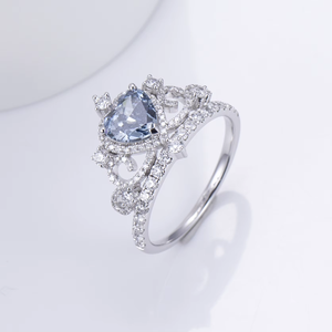 Bague de fiançailles en platine avec diamant bleu fantaisie taille cœur et bande pavée de diamants, certifiée IGI, style romantique, bijoux pour femme - Product Image 3