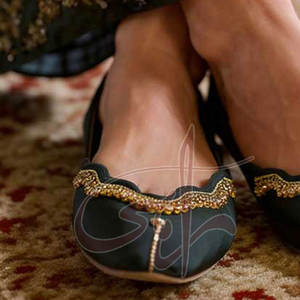 Material Sostenible y Duradero, Talla Personalizada, Antideslizante, Calidad Premium, Khussa para Mujer, Todas las Temporadas - Product Image 5