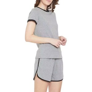Ensembles d'été sur mesure à col rond pour femmes, faible MOQ, personnalisables, 100 % coton, manches courtes, pour le sport et le fitness - Product Image 2