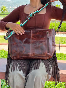 Bolso de mano con flecos de cuero tallado a mano, bolso de mano oculto de cuero de vaca para mujer, bolsos cruzados multiusos - Product Image 5