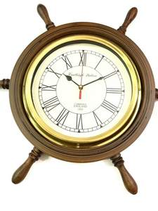 Horloge murale en bois en forme de roue de bateau, design nautique, Huntleigh Station Cambridge Angleterre, décoration vintage pour la maison et le bureau - Product Image 3