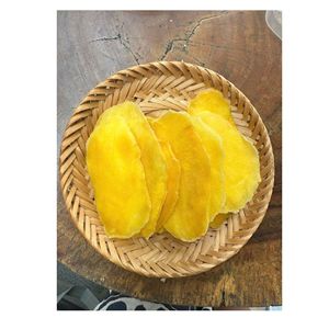 Croustilles de mangue lyophilisées au goût naturel, parfaites pour les smoothies et les pauses rafraîchissantes - Product Image 5