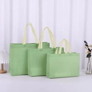 Bolsas de tela no tejida reutilizables, ecológicas y reciclables, con logotipo personalizado, impresión digital y serigrafía, asa larga. - Product Image 6