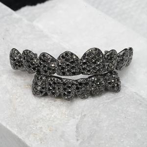 Estilos especiales Hip Hop, moissanita negra que pasa la prueba, Grillz personalizados para dientes, plata de ley 925 chapada en oro, certificado GRA - Product Image 3