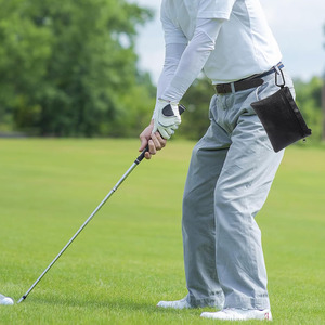 Pochette de golf en cuir véritable conçue pour les golfeurs professionnels, avec un grand espace de rangement et une fabrication haut de gamme, à vendre. - Product Image 5