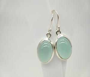 Boucles d'oreilles en cristal de calcédoine aquatique naturelle, faites à la main, en argent sterling 925, bijoux pour femmes, luxe, style bohème, boucles d'oreilles en pierres précieuses de créateur - Product Image 1