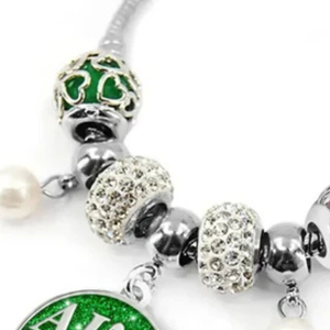   Bracelet pour femme Made 2026, élégant, vert et argenté, bijou à breloques, accessoire de mode pour poignet, inspiré des sororités, qualité supérieure - Product Image 5