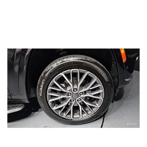 Jeep Cherokee L 3.6 Summit Reserve May 2023 Model 51,806 km Automatic Gearbox Leather Seats Left Steering with Rear Camera - Product Image 5