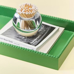 Atractiva Bandeja Rectangular de Laca con Diseño de Bobina, Bandeja Decorativa para Servir y Decoración de Mesa para el Hogar - Product Image 1