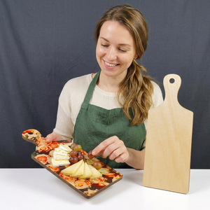 Tablas de Cortar Rectangulares Ecológicas de Bambú Natural Hechas a Mano con Mango de Madera y Diseño Esmaltado, Aptas para Lavavajillas - Product Image 1