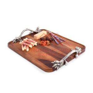 Plateau de service rectangulaire en bois d'acacia avec poignée en métal pour hôtels et restaurants 2024 Meilleur plateau en bois de vanité pour dessus de table - Product Image 1