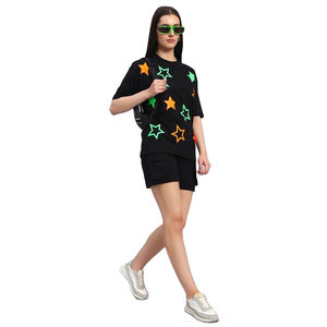 Ensemble deux pièces noir imprimé personnalisé style streetwear pour femme – T-shirt oversize imprimé et short confortable - Product Image 6
