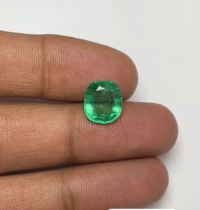 พลอยมรกตแซมเบียทรงคุชชั่นสีเขียวเข้มธรรมชาติ เกรดสูง สำหรับทำเครื่องประดับและสะสม - Product Image 5