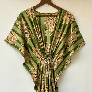 Vestido Kaftán sin Mangas de Algodón con Estampado Digital Floral Tropical Casual de Verano para Mujer, Estilo Playa, Islas del Pacífico, Disponible en Stock - Product Image 1