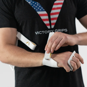 Unisex Leather Hand Grip for Weightlifting Gym Padded Palm Grips for Pull Ups Rows Fitness <b>Training</b> session Gear Supplier - Product Image 6