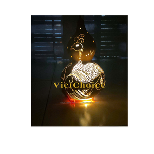 โคมไฟฟักทองแห้งธรรมชาติ งานฝีมือรักษ์โลก Vietchoice ของที่ระลึก DIY ของขวัญธุรกิจที่ทนทาน ขนาดและรูปทรงตามสั่ง - Product Image 1