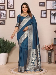 Sari en soie Banarasi avec travail de tissage, style moderne, pour les occasions de fête, Diwali et mariages, longueur au sol - Product Image 3