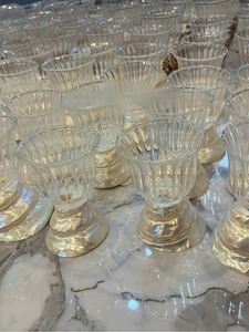 Vase en verre coquillage pour décoration de table de mariage, centre de table pour événements sur le thème de la plage, aménagement de restaurants et hôtels au style côtier - Product Image 3