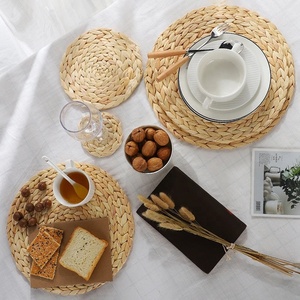 Sets de table ronds classiques en bambou tressé sur mesure, vente en gros, pour table à manger - Product Image 1