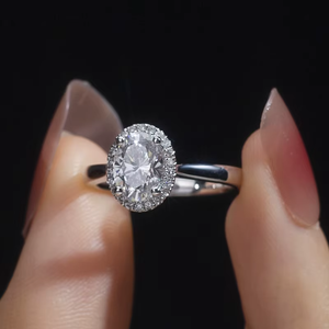 Anillo de Compromiso con Halo de Diamantes Cultivados en Laboratorio, Corte Brillante, 1 Quilate, Chapado en Platino, Oro Blanco de 14k, Joyería Clásica Unisex, Certificado IGI - Product Image 4