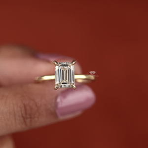 Anillo de Compromiso Solitario de Oro de 14K con Diamante Cultivado en Laboratorio de Corte Esmeralda de 2.00 CT, Certificado por IGI, Minimalista, Delicado, Clásico, Regalo de Boda para Ella - Product Image 5