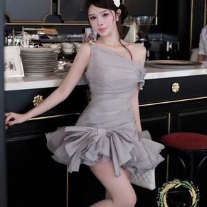Robes de soirée plissées en dentelle pour femmes, taille naturelle, coupe ajustée, sans bretelles, en mousseline, décontractées, lavables, teintes unies, directement de l'usine - Product Image 2