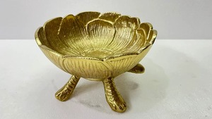 En Oferta: Tazón Metálico Decorativo en Forma de Flor Dorada, Tallado a Mano, con Tres Patas, para Decoración del Hogar - Product Image 2