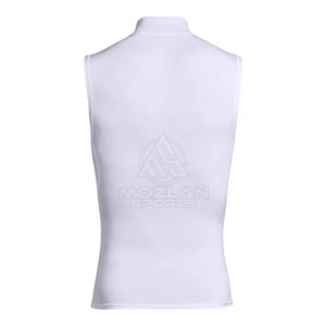 Haut de compression pour homme de haute qualité fabriqué au Pakistan, en vente, avec étiquette privée. - Product Image 6