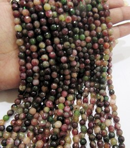 Cuentas facetadas redondas de zoisita rubí genuina natural de 6 mm, hebra de 8 pulgadas - Product Image 3