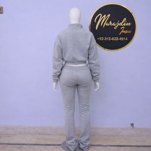 ชุดเซ็ทสองชิ้นแบบเต็มตัว ชุดกีฬาผู้หญิงแบบสองชิ้น ชุดลำลอง เสื้อครอปแขนยาวแบบมีซิป และกางเกงเลกกิ้งเอวสูง - Product Image 2