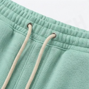 Shorts pour hommes de haute qualité, article très vendu pour l'été, 100% coton molletonné, logo imprimé DTF personnalisé, streetwear haut de gamme - Product Image 4