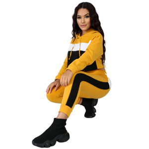 Ensemble de survêtement décontracté pour femme, haut court à capuche en polaire polyester/coton antistatique, manches longues, pantalon de jogging avec poches latérales, noir et rouge - Product Image 5