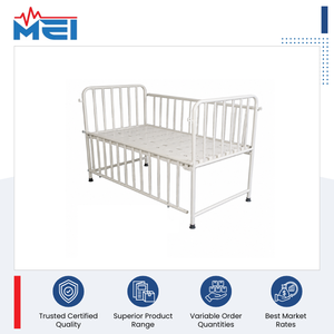 Nouvelle Arrivée Lit Pédiatrique en Acier Inoxydable avec Têtes et Pieds Tubulaires, Dimensions 1460Lx830Wx600H mm, Origine Inde - Product Image 2
