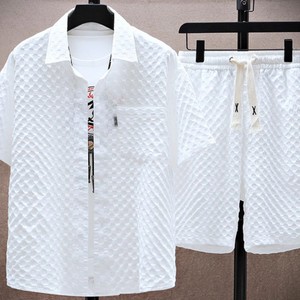 ชุดเซ็ตสองชิ้นลำลองสำหรับผู้ชาย OEM เสื้อแขนสั้น กางเกงขาสั้น ผ้าระบายอากาศ แห้งเร็ว พิมพ์ลาย โพลีเอสเตอร์ 100% ไซส์ใหญ่ - Product Image 1