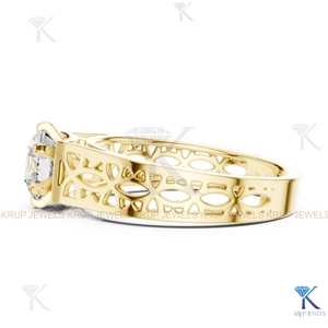 Bague de fiançailles et de mariage classique en diamant de laboratoire personnalisé, certifiée IGI, taille brillant rond, bande à découpe géométrique, or massif - Product Image 3