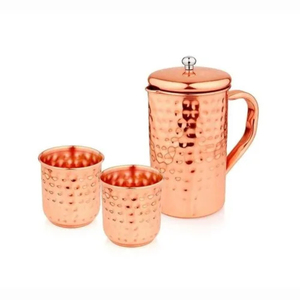 Carafe à eau en cuivre pur de luxe avec 2 gobelets assortis, ensemble artisanal de pichets ayurvédiques en cuivre pour une hydratation saine et respectueuse de l'environnement - Product Image 6