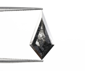 Diamante Negro de Laboratorio Cultivado en Laboratorio, Corte Cometa, 1.45 Ct, Fancy S&P, Perforado con Láser, Diamante Suelto Personalizado Tipo Sal y Pimienta, Venta al por Mayor - Product Image 2