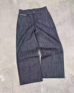 Jeans en denim indigo brut pour hommes, coupe droite, finition soignée, délavage à la pierre, taille mi-haute, broderie, coton épais, style streetwear, vente en gros - Product Image 1