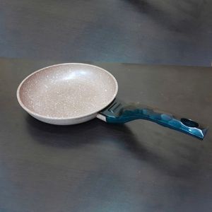 Poêles et sauteuses en aluminium antiadhésives - Product Image 2